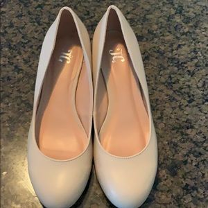 Ladies cream wedge shoes